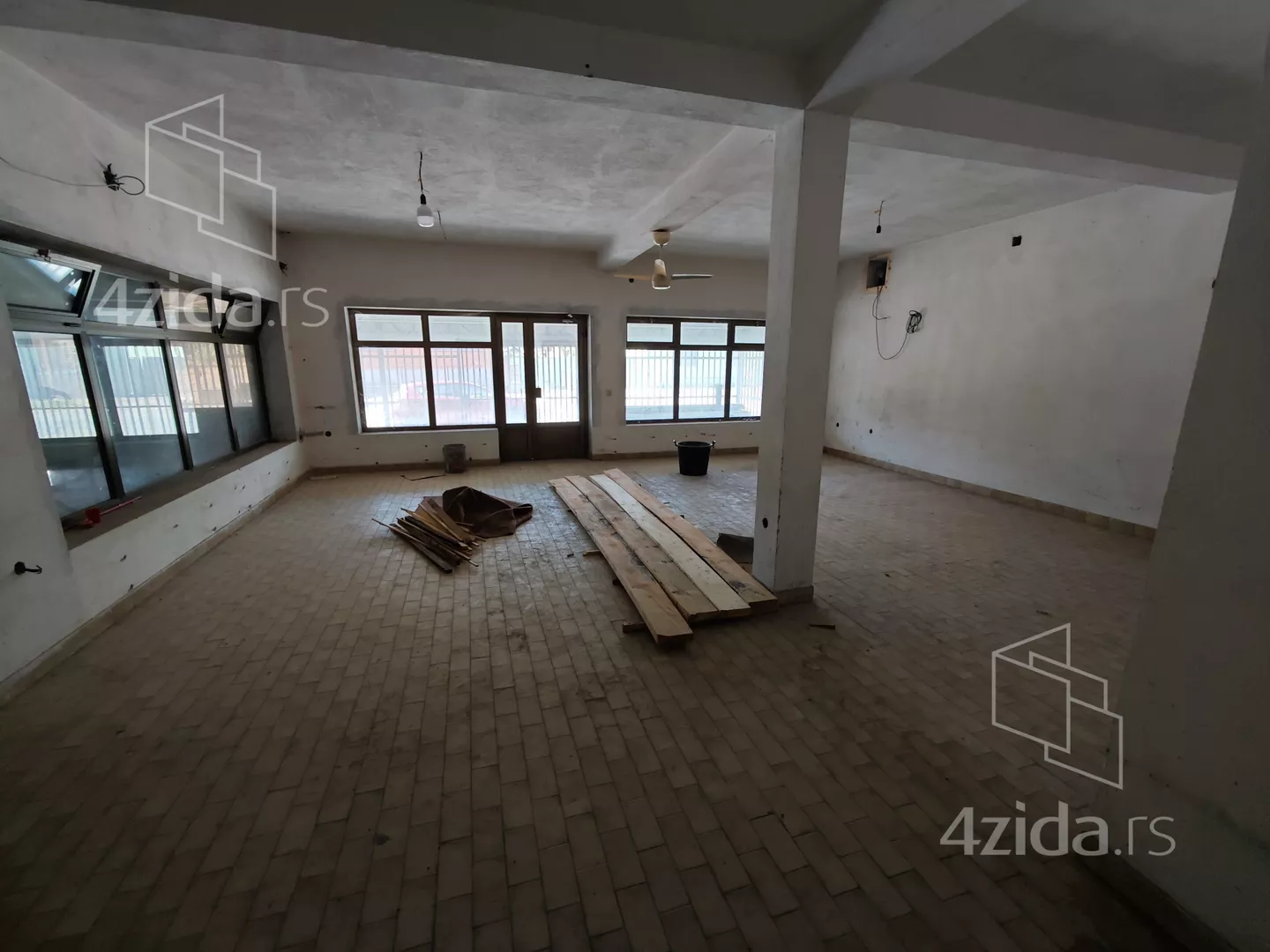 3-etažna kuća | 4zida