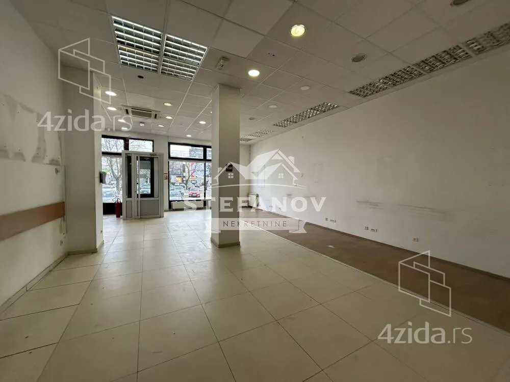 Poslovni prostor | 4zida