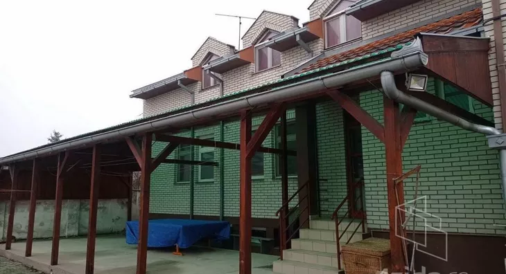 Poslovna zgrada | 4zida