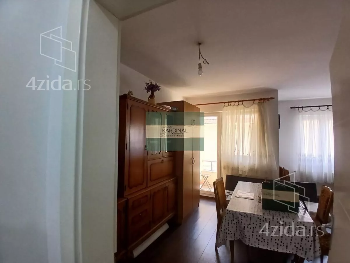 Garsonjera | 4zida