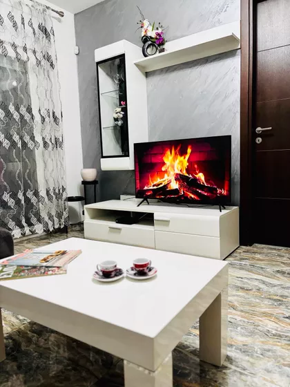 Vukov Spomenik | 4zida.rs