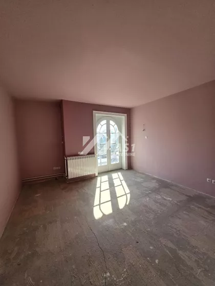 Izvidnička | 4zida.rs