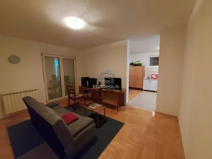 Miklošićeva | 4zida.rs