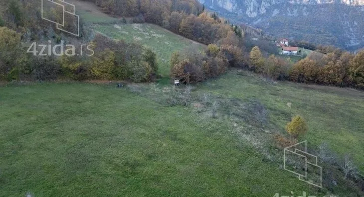 Plac | 4zida