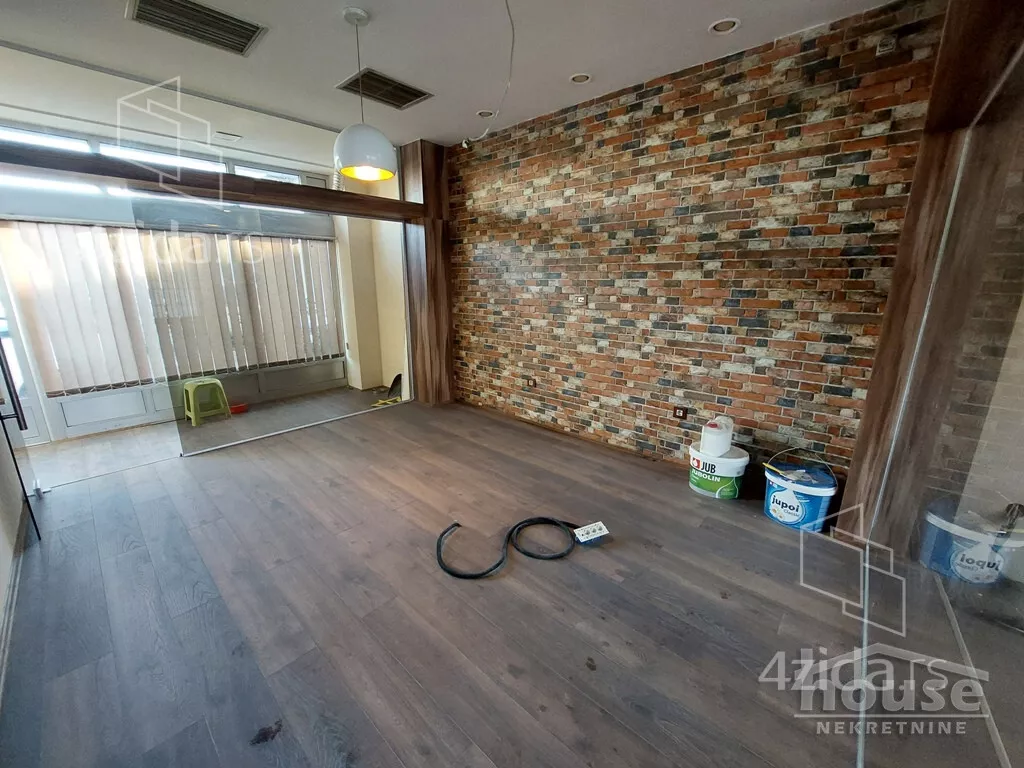 Poslovni prostor | 4zida