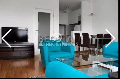 Urosa Martinovica | 4zida.rs