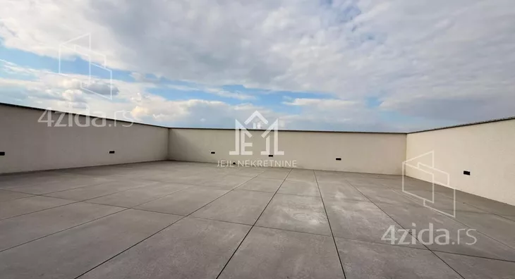 Petosoban stan | 4zida