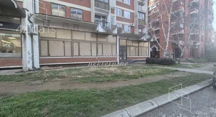 Poslovni prostor | 4zida