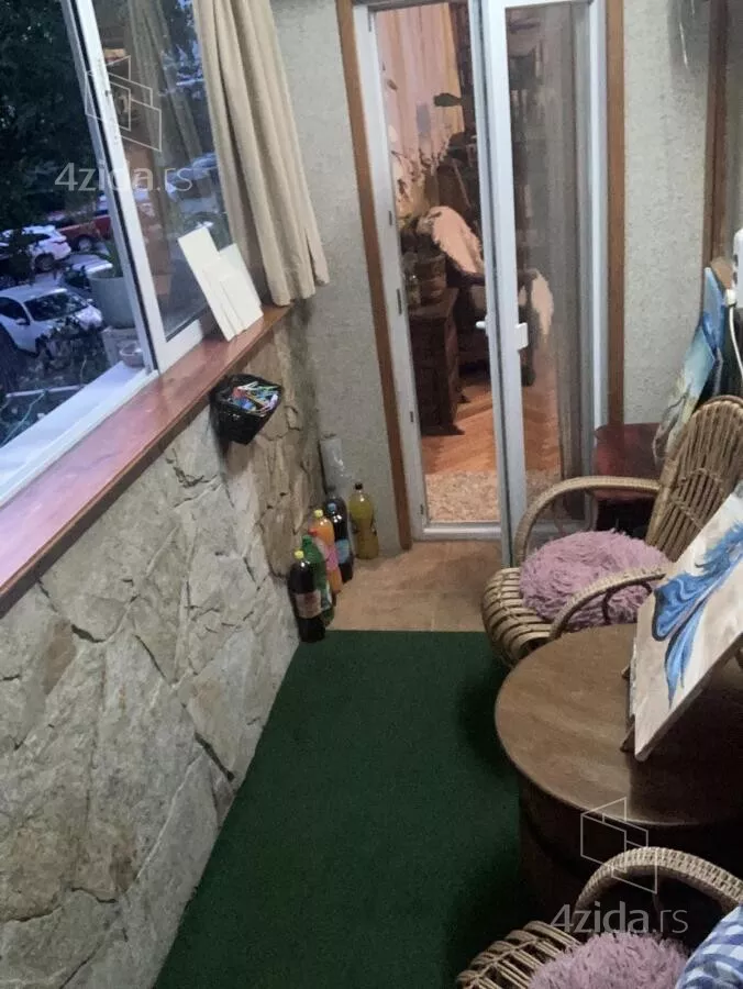 Troiposoban stan | 4zida