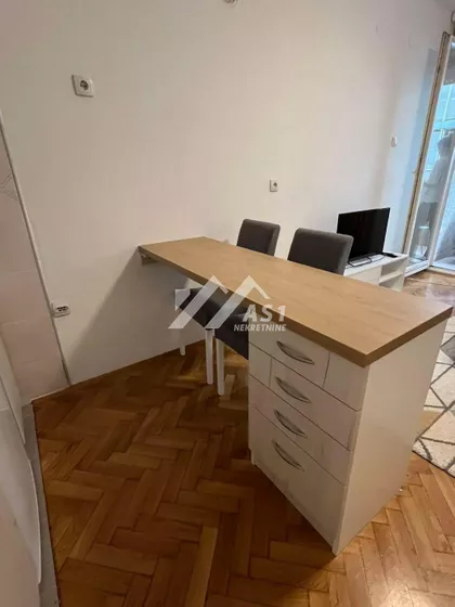 Kosančić Ivana | 4zida.rs