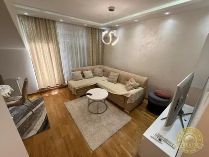 Olge Hadžić | 4zida.rs