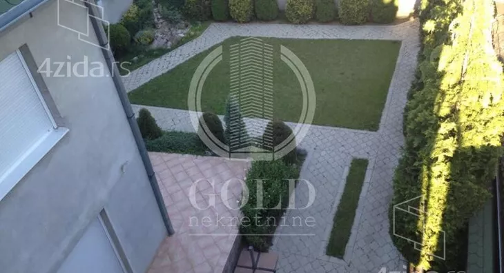 4-etažna kuća | 4zida