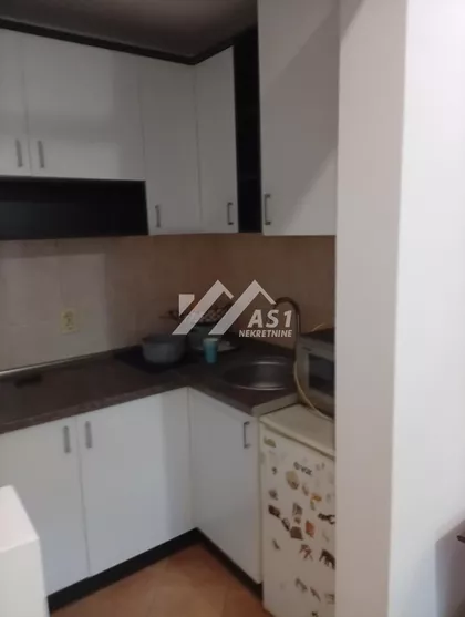 Vuka Karadžića | 4zida.rs