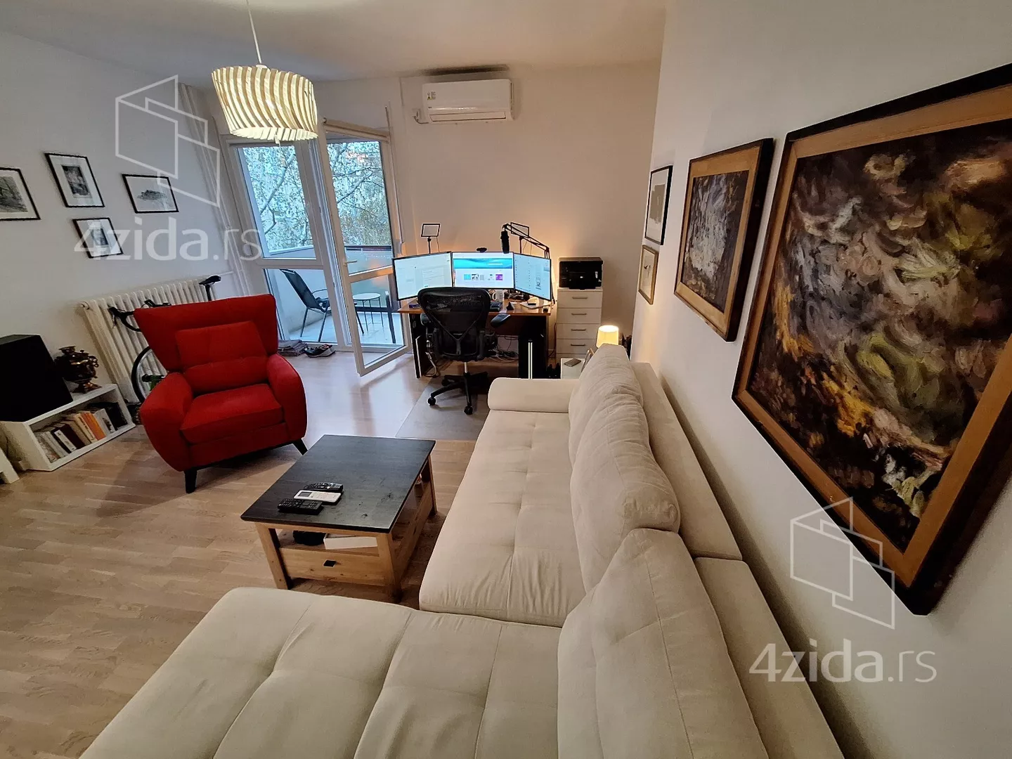 Troiposoban stan | 4zida