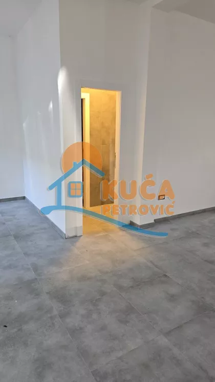 Lole Ribara | 4zida.rs