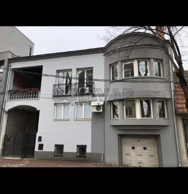 Lokal | 4zida
