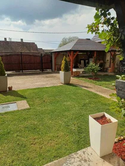 Gradske lokacije | 4zida.rs