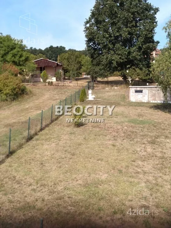 Plac | 4zida