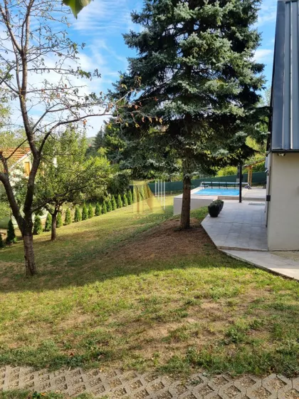 Sremska Kamenica | 4zida.rs