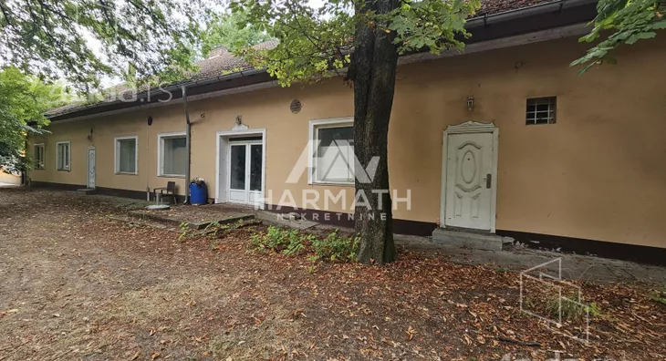 Poslovna zgrada | 4zida
