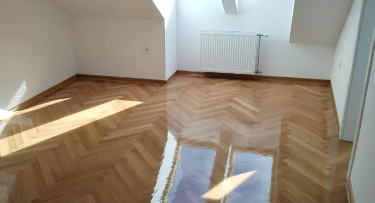 Četvoroiposoban stan | 4zida