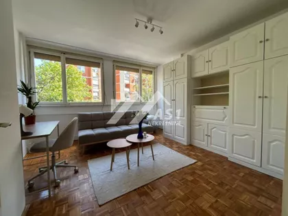 Strumička | 4zida.rs