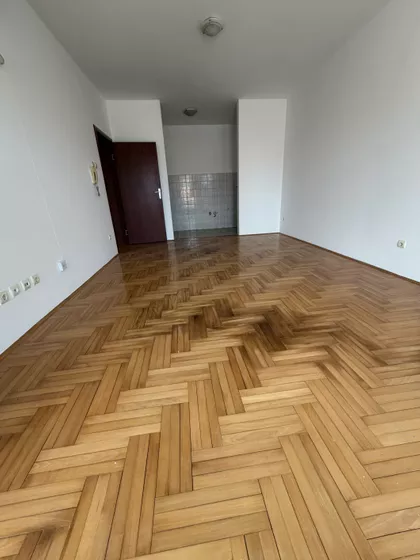 Gradske lokacije | 4zida.rs