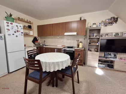 SLAVUJEV VENAC | 4zida.rs