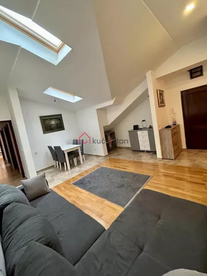 Kalenić pijaca | 4zida.rs