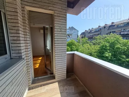 BANOVO BRDO | 4zida.rs