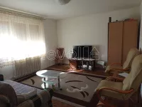 Satelit, Novo Naselje, Gradske lokacije, Novi Sad | 4zida.rs