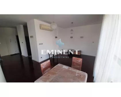 Skerlićeva | 4zida.rs