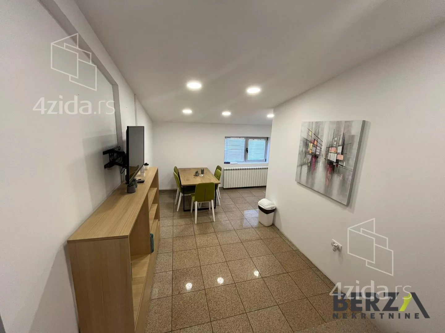 Poslovni prostor | 4zida