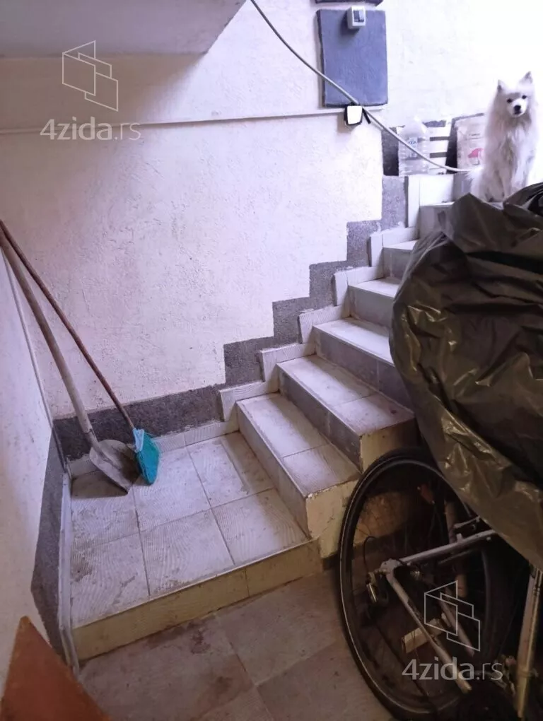 3-etažna kuća | 4zida