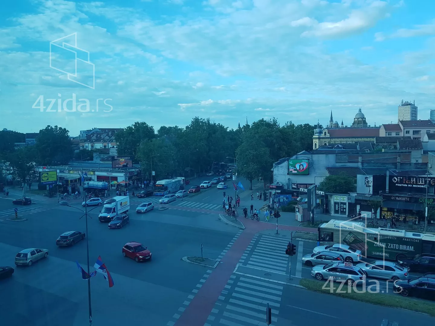 Poslovni prostor | 4zida