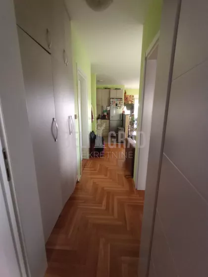 Belokrajinska | 4zida.rs