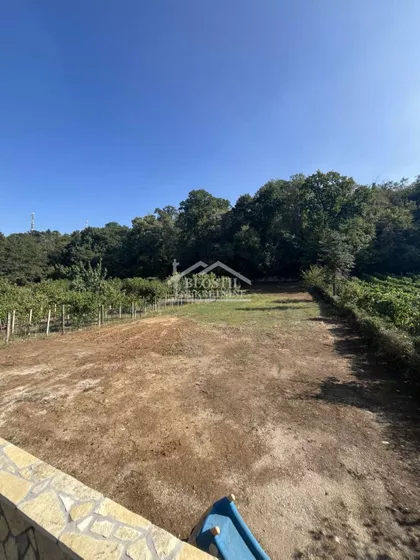 Izletnička | 4zida.rs