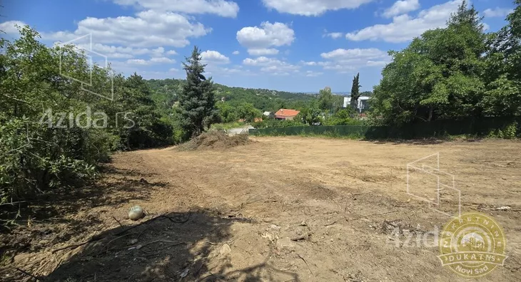 Plac | 4zida