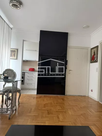 Autokomanda | 4zida.rs