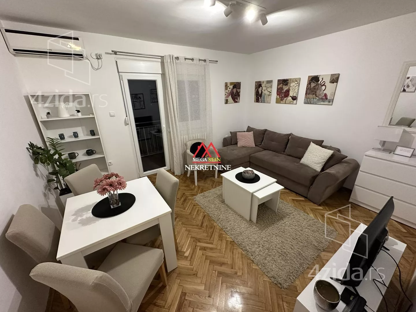 Jednoiposoban stan | 4zida