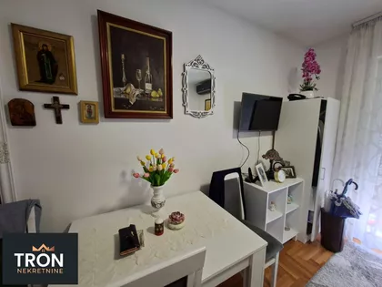 Nemanjina | 4zida.rs