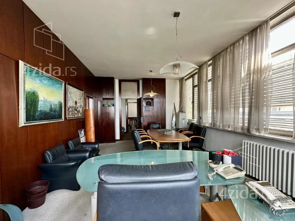 Poslovni prostor | 4zida