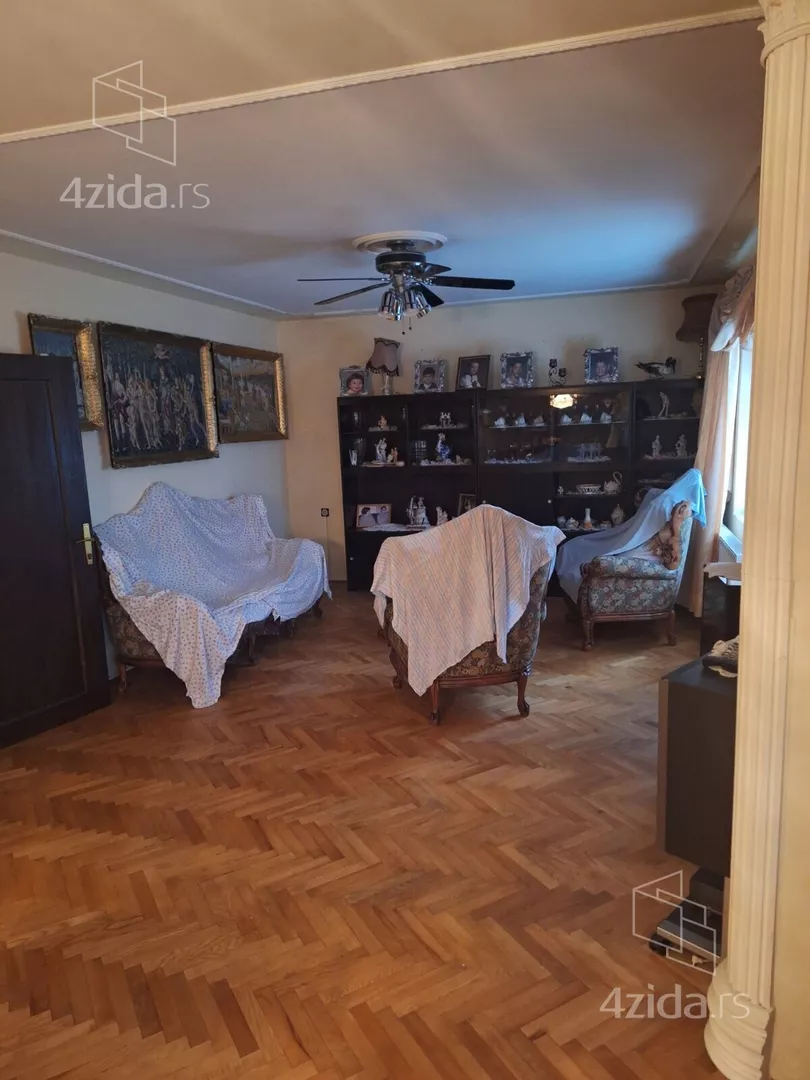 4-etažna kuća | 4zida