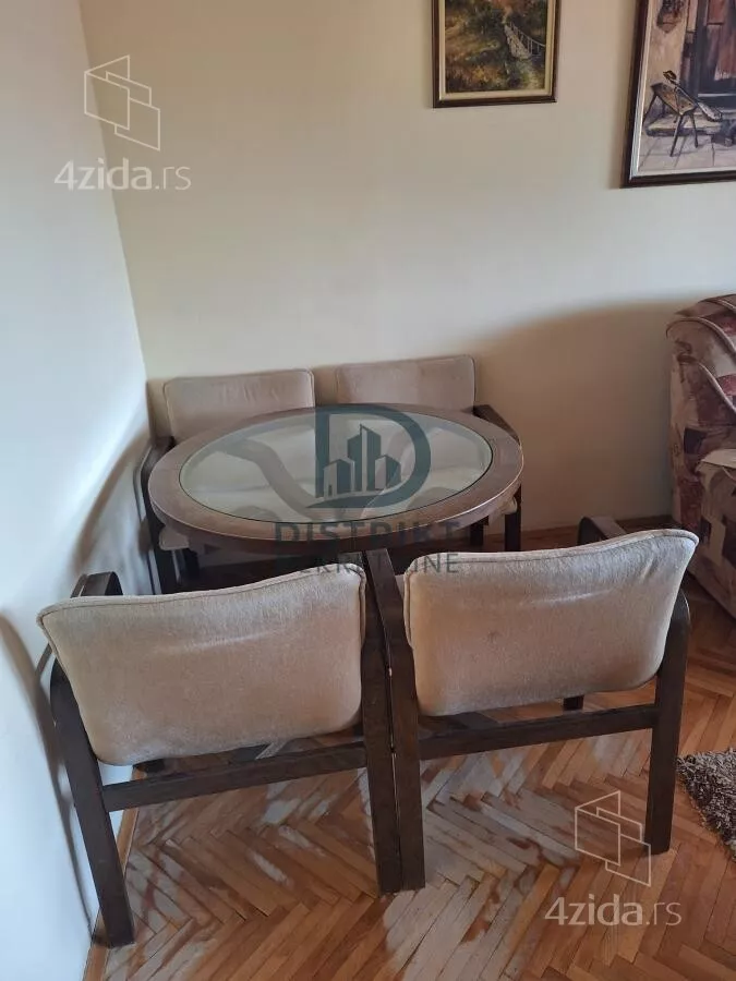 Dvoiposoban stan | 4zida