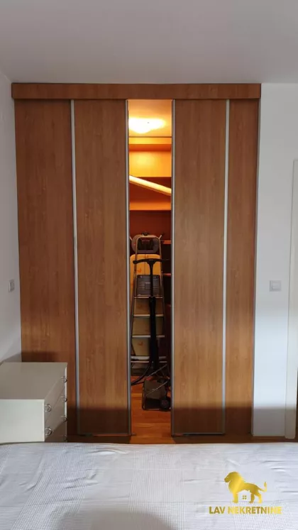 VOJVODE ŠUPLJIKCA | 4zida.rs