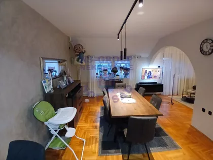 Nova Detelinara | 4zida.rs