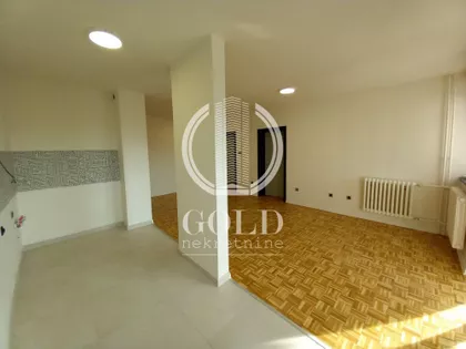 Cara Dušana | 4zida.rs