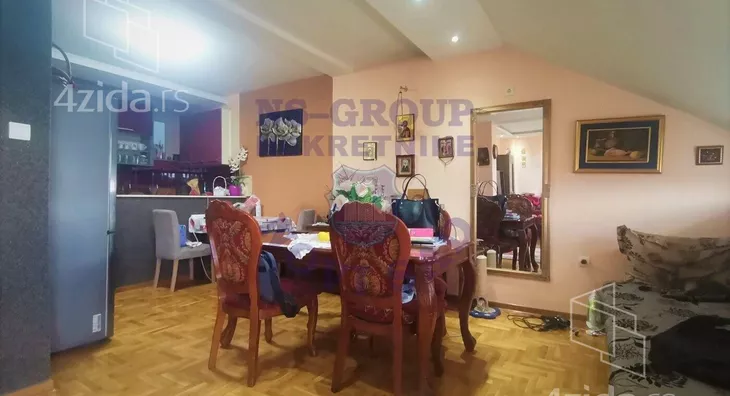 Troiposoban stan | 4zida