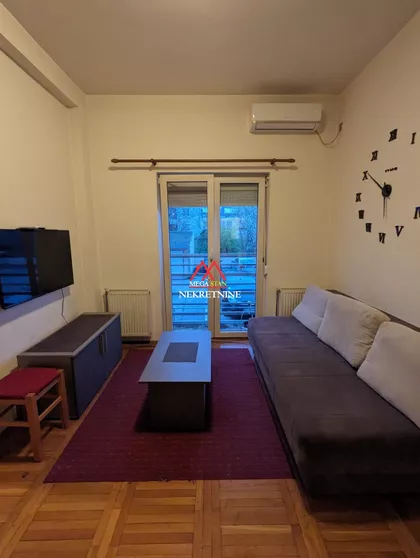 Bulevar Cara Lazara | 4zida.rs