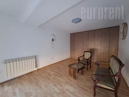 KONJARNIK | 4zida.rs